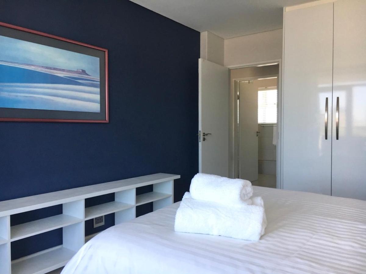Atlantic Cascade With Balcony Apartment Cape Town